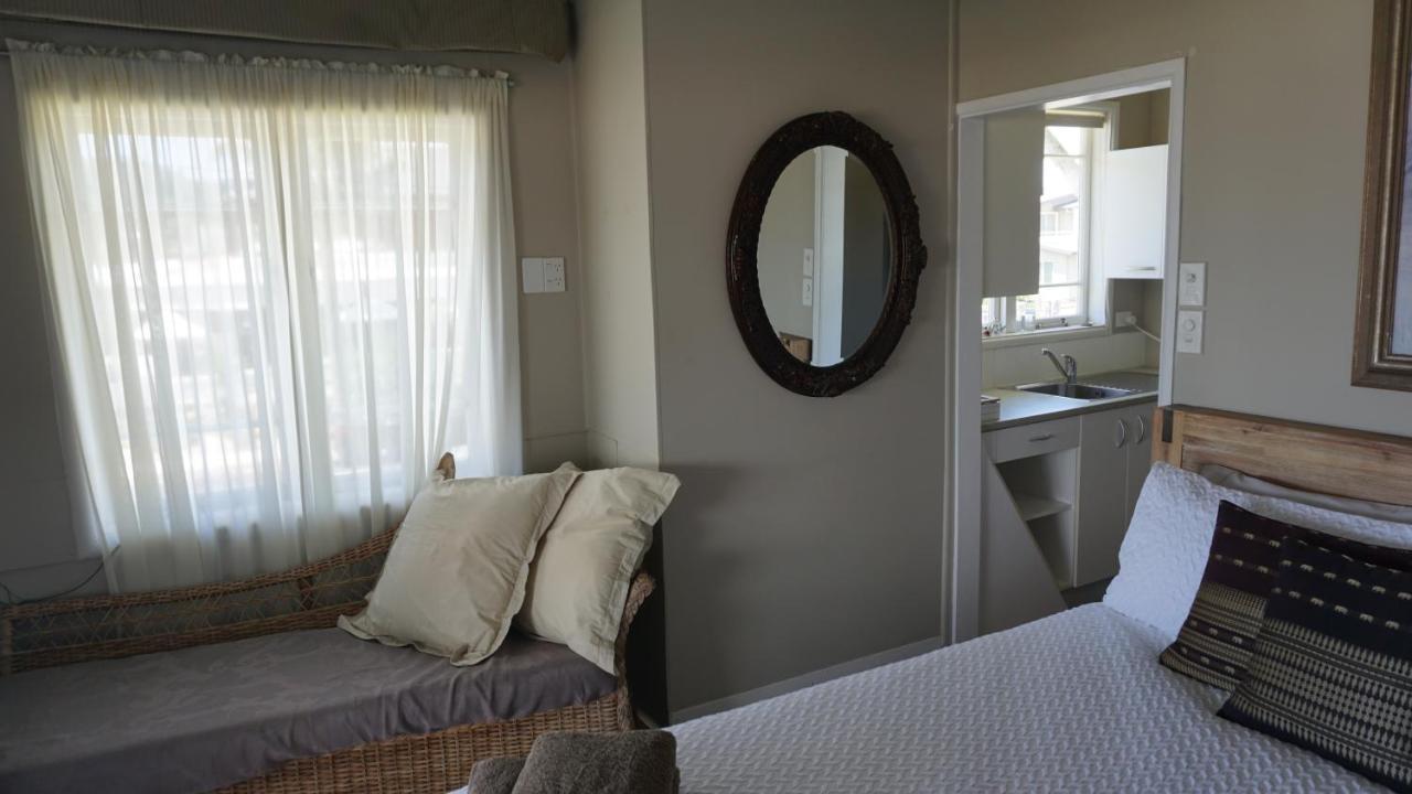 وايتيانغا Nana Glads Beachfront Accommodation المظهر الخارجي الصورة